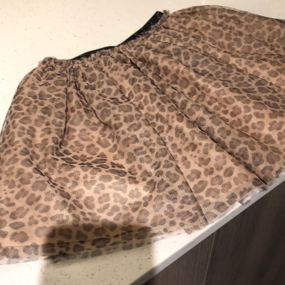 Girls size 8 Leopard Print skirt